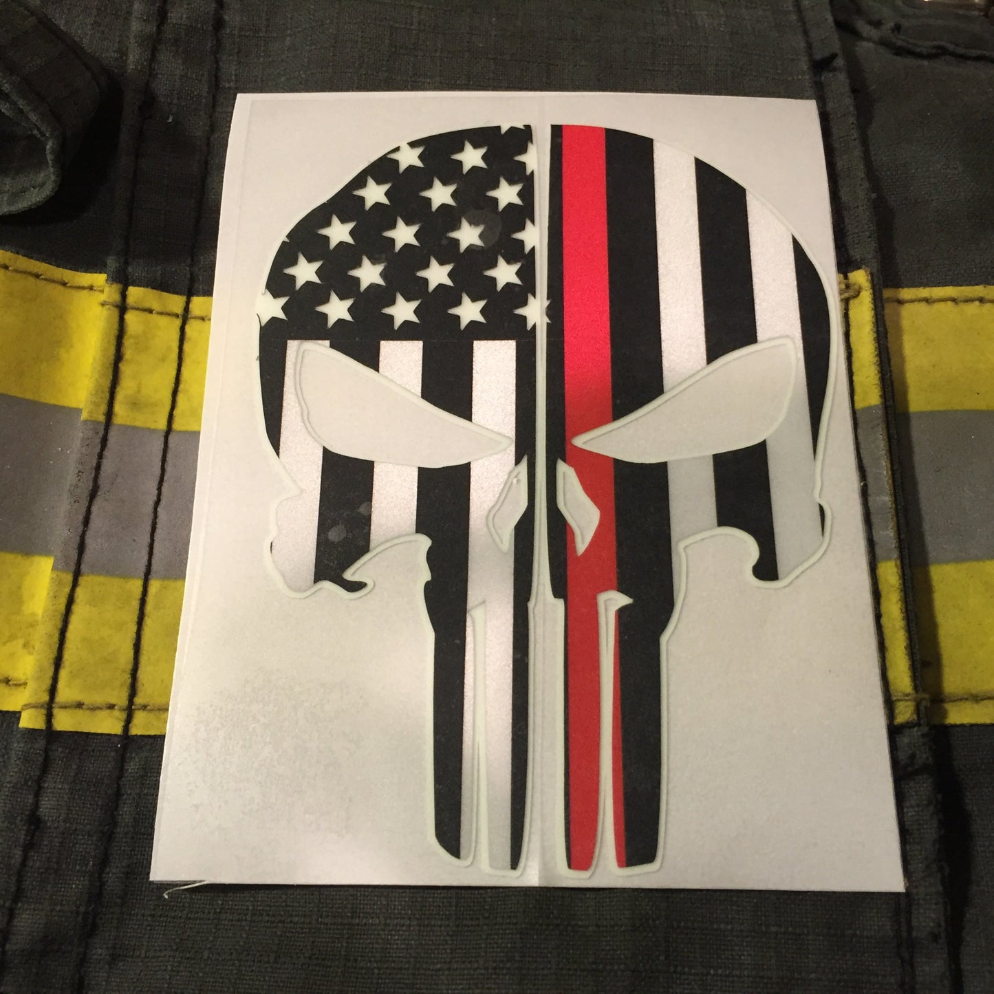 THIN RED LINE FLAG PUNISHER SKULL REAR HELMET REFLECTIVE/GLOW IN THE DARK STARS & STRIPES/OUTLINE HELMET DECAL