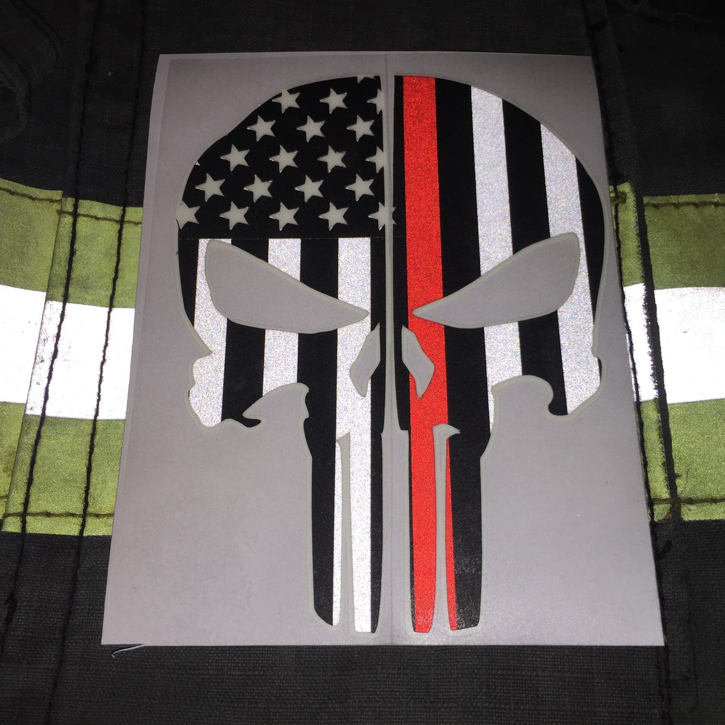 THIN RED LINE FLAG PUNISHER SKULL REAR HELMET REFLECTIVE/GLOW IN THE DARK STARS & STRIPES/OUTLINE HELMET DECAL